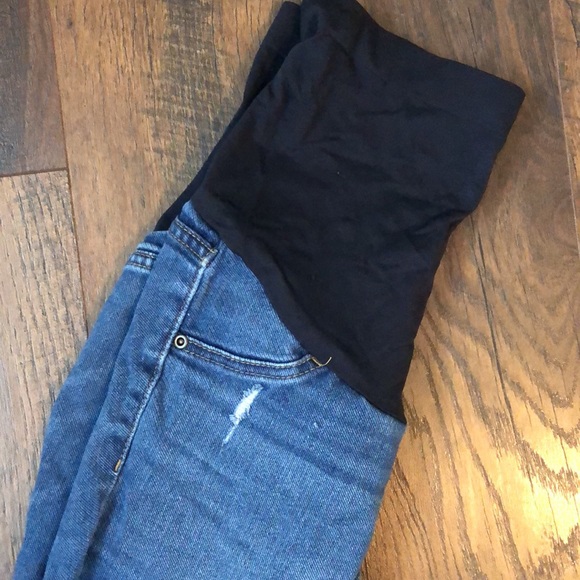 Distressed maternity skinny jeans - Picture 2 of 5